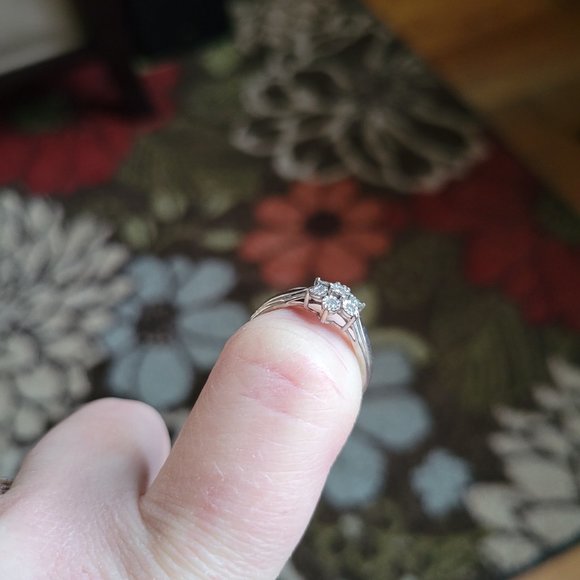 Ring - Picture 2 of 2